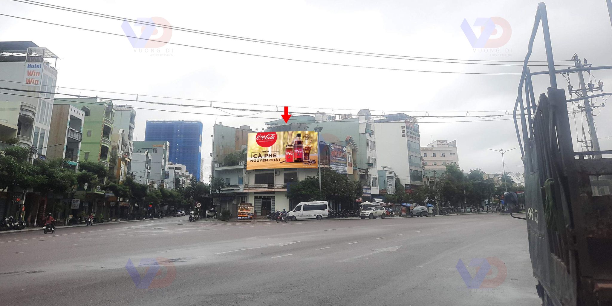 Bảng quảng cáo tại Bến xe Quy Nhơn, TP. Quy Nhơn, Bình Định