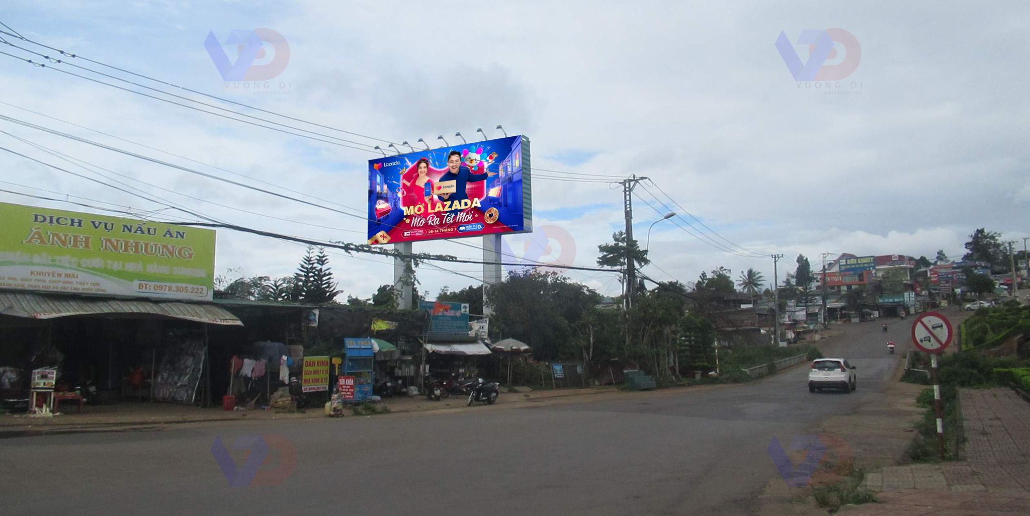 Bảng quảng cáo tại Cầu Đắk Nông, TP Gia Nghĩa, Đắk Nông