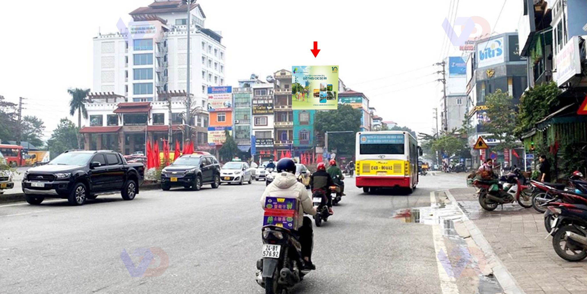 Bảng quảng cáo tại Ngã 3 Nguyễn Huệ - Hợp Thành, Thị xã Lào Cai, Tỉnh Lào Cai