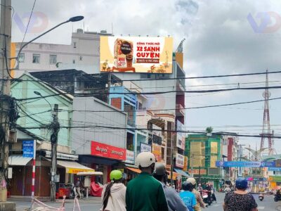 Bảng quảng cáo tại Ngã 4 Điện Biên Phủ - Phạm Hồng Thái, Trà Vinh
