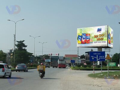 Bảng quảng cáo tại Ngã 4 Quốc Lộ 1A - Đường Vành Đai Tây, Thanh Hóa