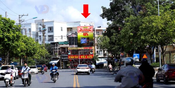 Bảng quảng cáo tại Ngã 4 Tuệ Tĩnh - Chi Lăng - Hoàng Hoa Thám - Nguyễn Trãi, Hải Dương