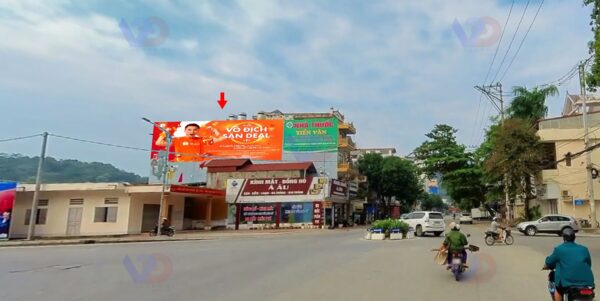 Bảng quảng cáo tại Ngã 5 Nguyễn Thái Học, TP Hà Giang, Hà Giang