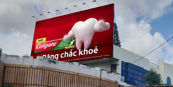 Bảng quảng cáo tại Trục đường Hùng Vương, TP Pleiku, Gia Lai