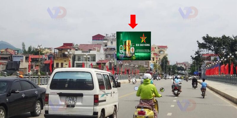 Billboard quảng cáo tại Trục đường Trần Đinh Năng