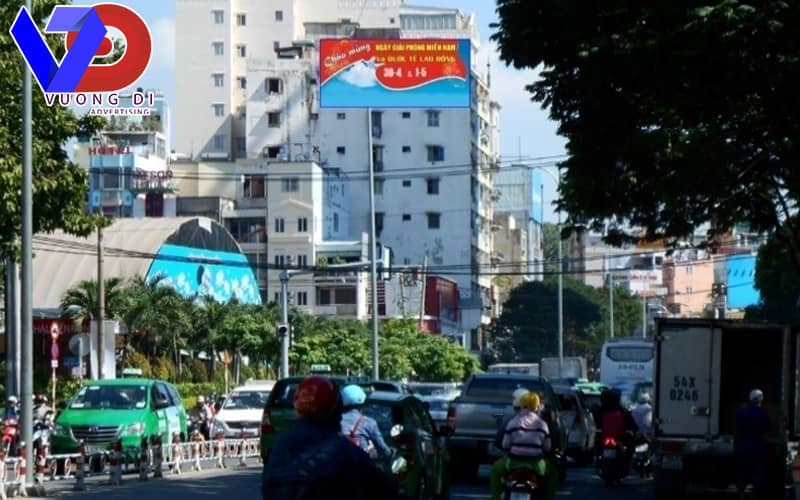Quảng cáo ngoài trời theo địa điểm - Tối ưu hóa tiếp cận khách hàng bang-quang-cao-tai-chung-cu-14-nguyen-thi-nghia