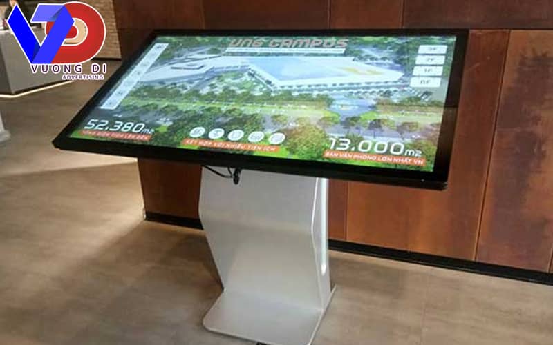 Màn hình LCD quảng cáo: Tạo sự chú ý, truyền tải thông tin hiệu quả man-hinh-lcd-quang-cao-chan-quy