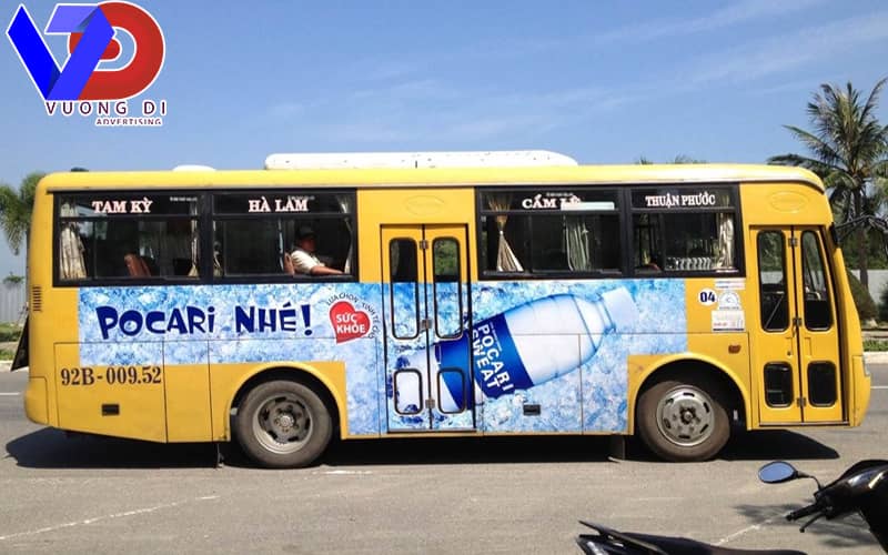 quang-cao-hai-ben-than-xe-bus