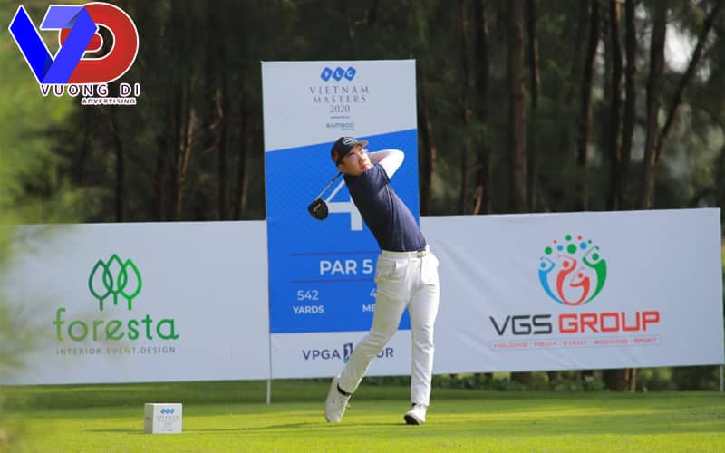 Quảng cáo ngoài trời theo địa điểm - Tối ưu hóa tiếp cận khách hàng quang-cao-tai-san-golf