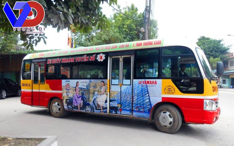 Quảng cáo trên xe buýt dịp Tết nổi bật, hiệu quả thu hút khách hàng vi-tri-dan-quang-cao-tren-xe-buyt-hieu-qua