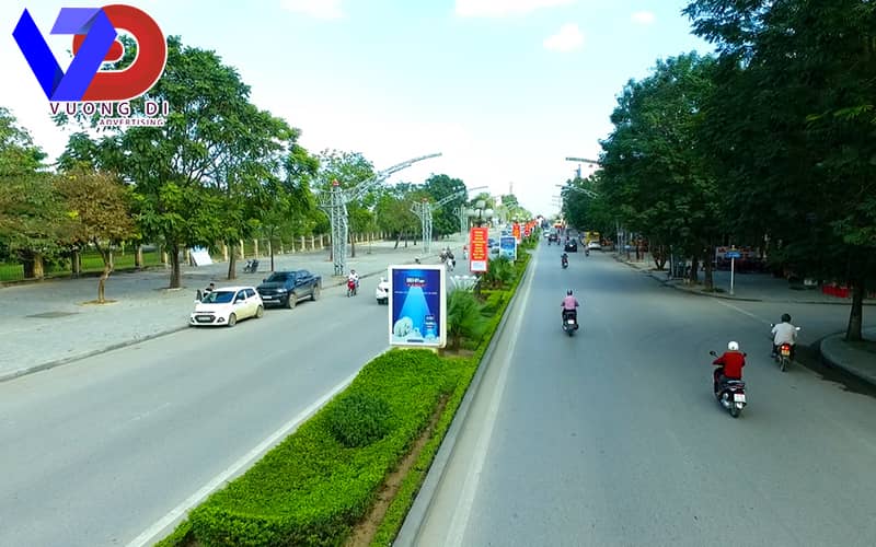 vi-tri-trien-khai-bien-quang-cao-hop-den