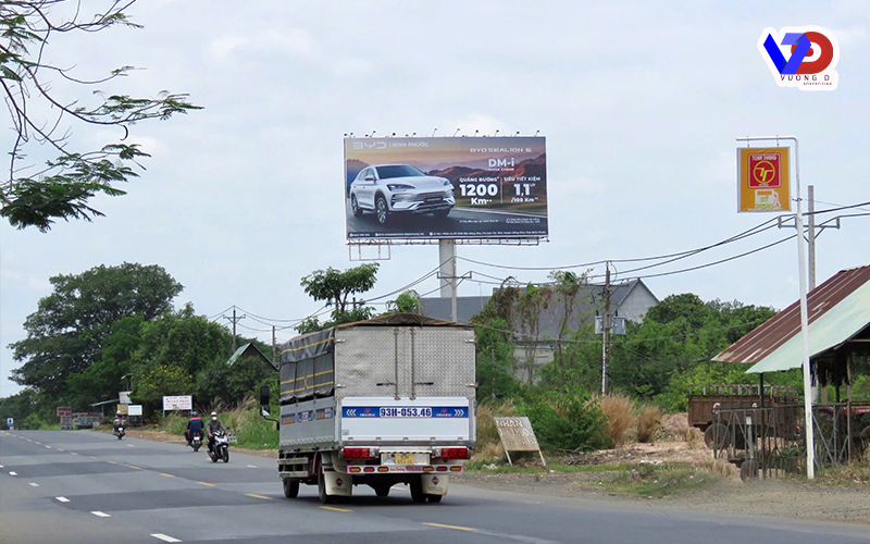 tru-bang-quang-cao-ngoai-troi-tai-binh-phuoc