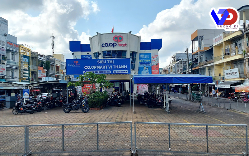 bang-quang-cao-ngoai-troi-tai-hau-giang-coopmart-vi-thanh